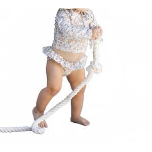 NEW RYLEE + CRU girls' rashguard set in flower fields